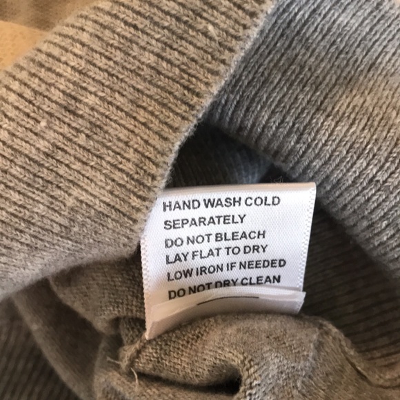 Parfait size medium grey v neck cardigan - Picture 7 of 9